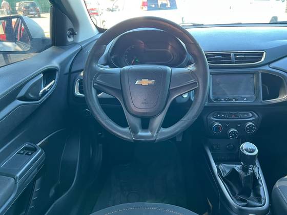 CHEVROLET ONIX 1.4 MPFI LT 8V FLEX 4P MANUAL CHEVROLET ONIX 1.4 MPFI LT 8V FLEX 4P MANUAL